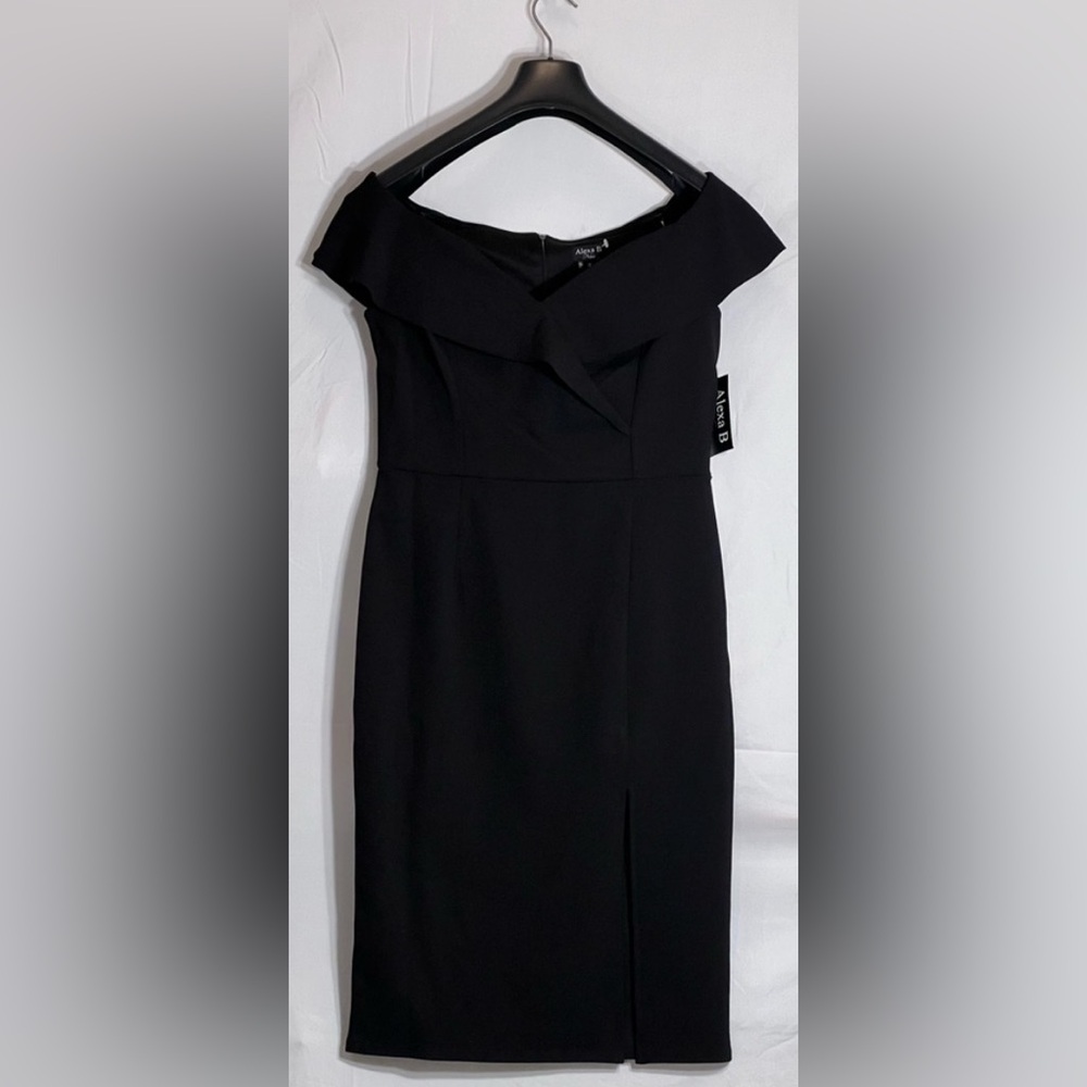 NWT Alexa B Cocktail Stretch Dress